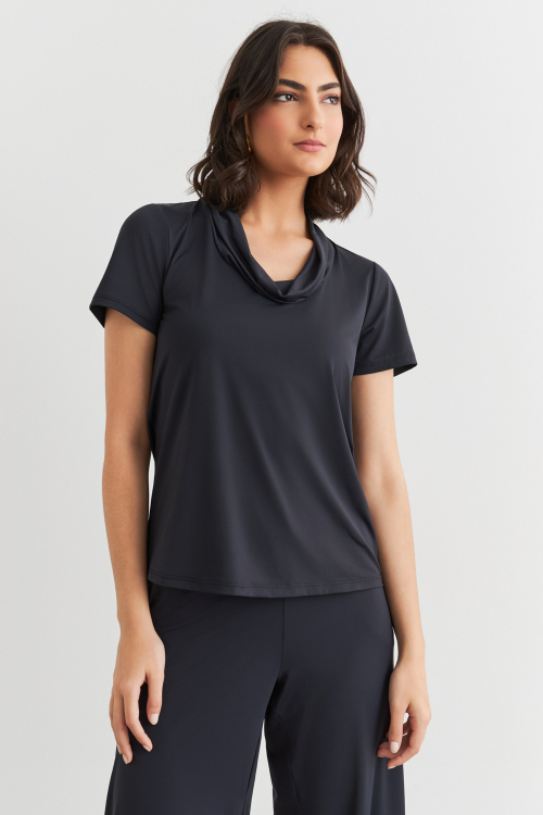 BLUSA OSSI PRETO